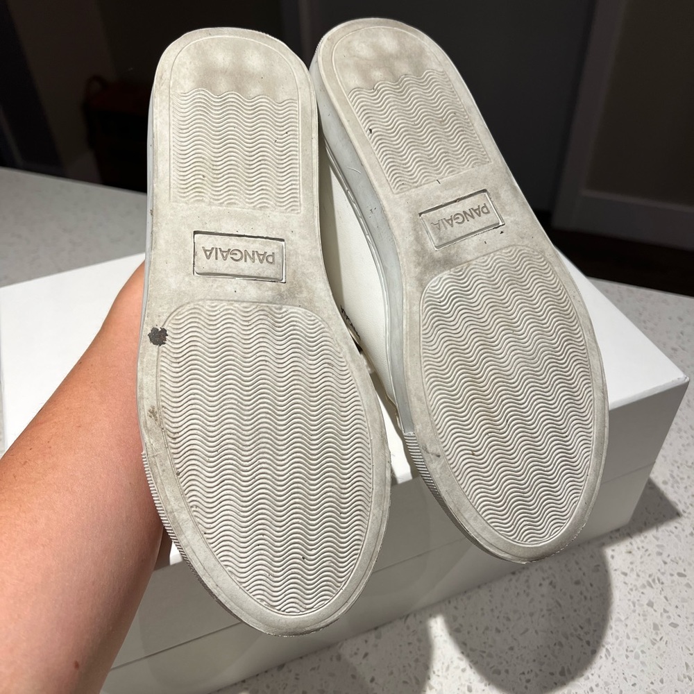 Pangaia white sneakers - Picture 3 of 5